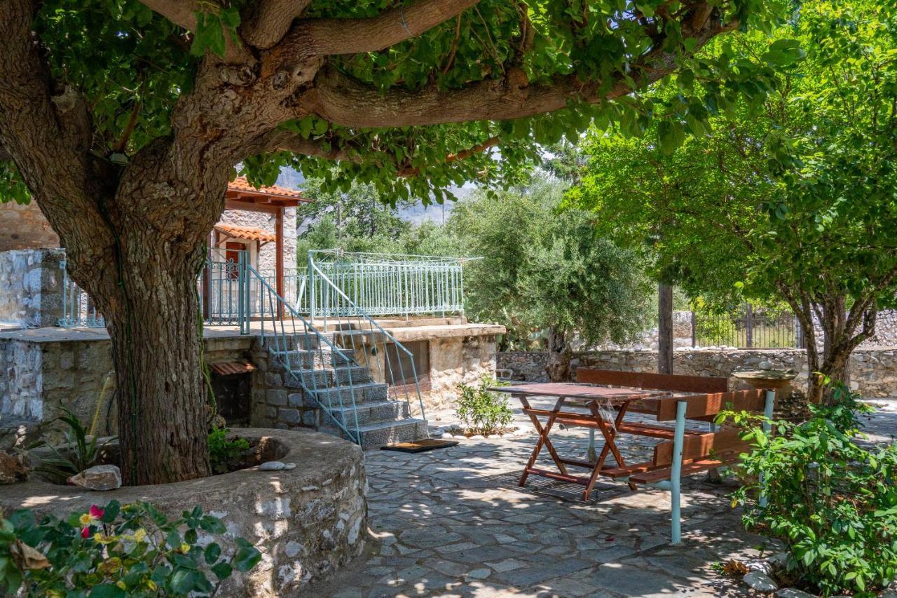 Tranquil Stone Garden House Villa Kalos Exterior photo